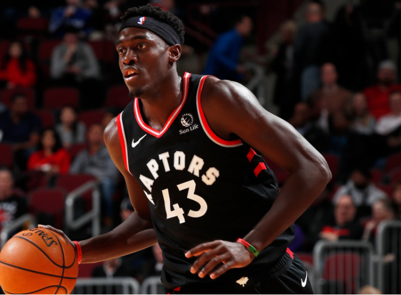 西亚卡姆成香窝窝?美媒称有三支球队有意,就是为了争夺总冠军