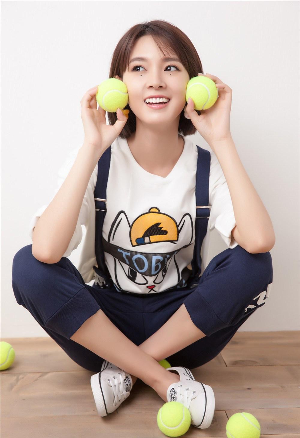 女演员陈瑶,可爱迷人!__财经头条