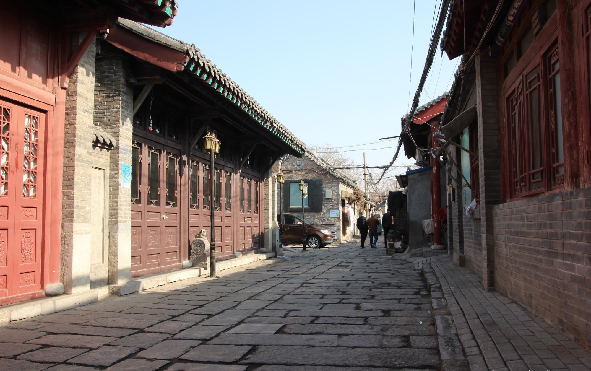 济南大明湖畔有一条老街,恬美幽静,引得胡适等人念念不忘