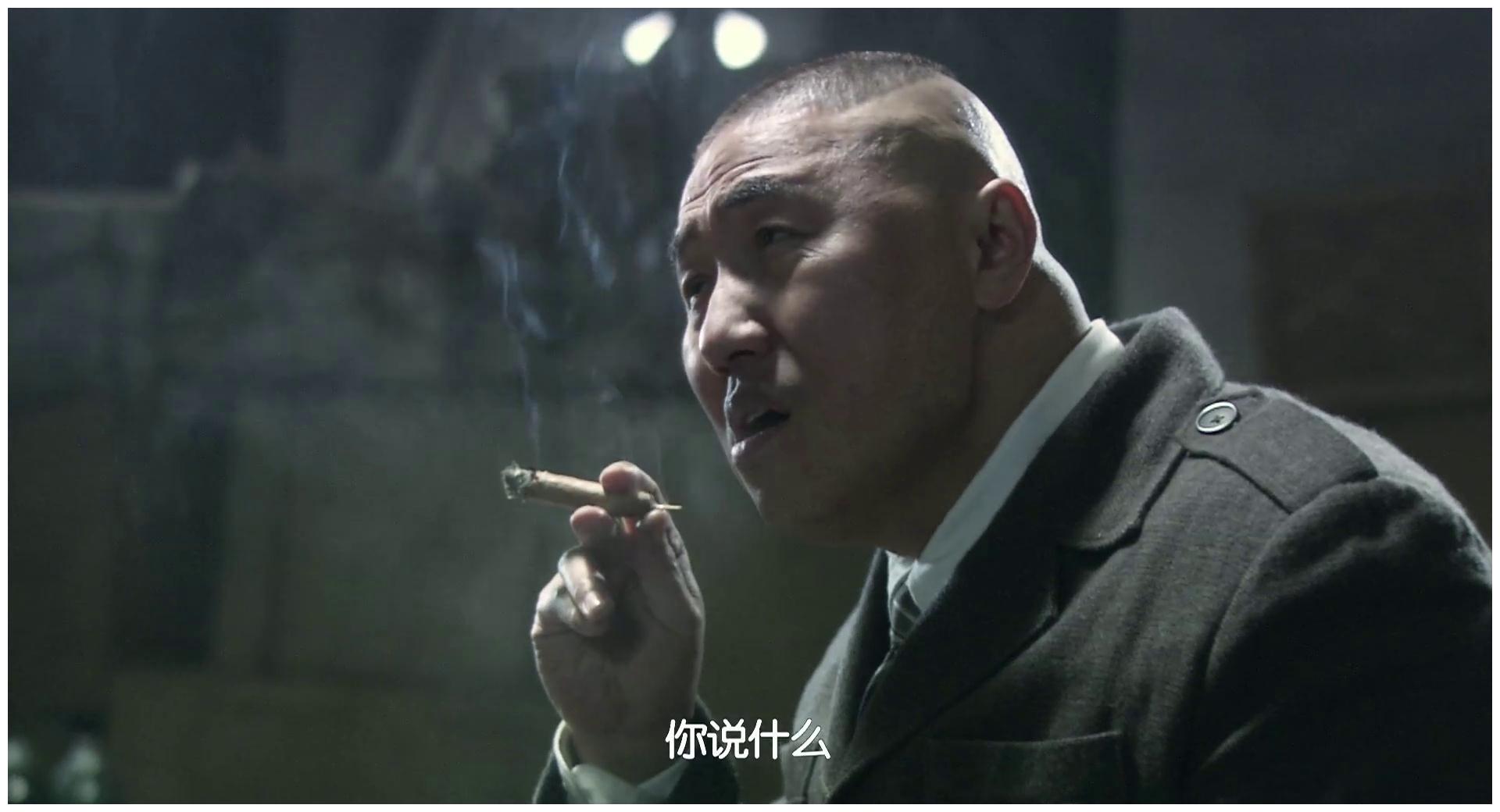 还威胁他,郑耀先不敢对着田湖开枪,因为毛人凤说田湖暂代高战龙的位子