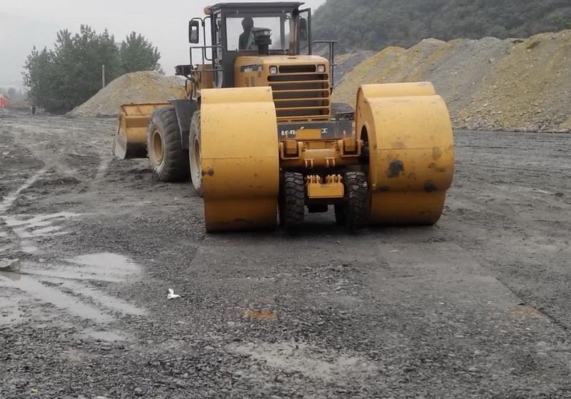 冲击碾压施工有什么作用?冲击碾针对路基的用途