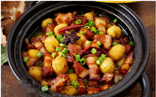 就馋的砂锅菜,热乎乎炖上一锅真解馋,再贵也得吃|砂锅|五花肉|板栗