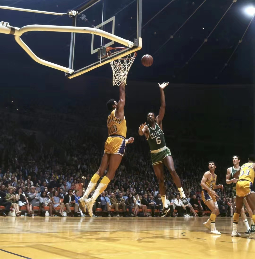 超越乔丹？詹姆斯NBA历史排名引热议 媒体列出五大关键依据