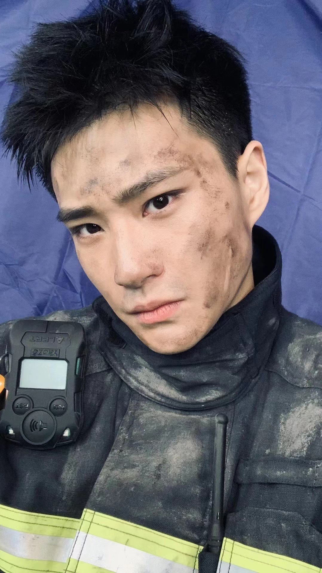 雷思雨你好火焰蓝热播诠释最美逆行者