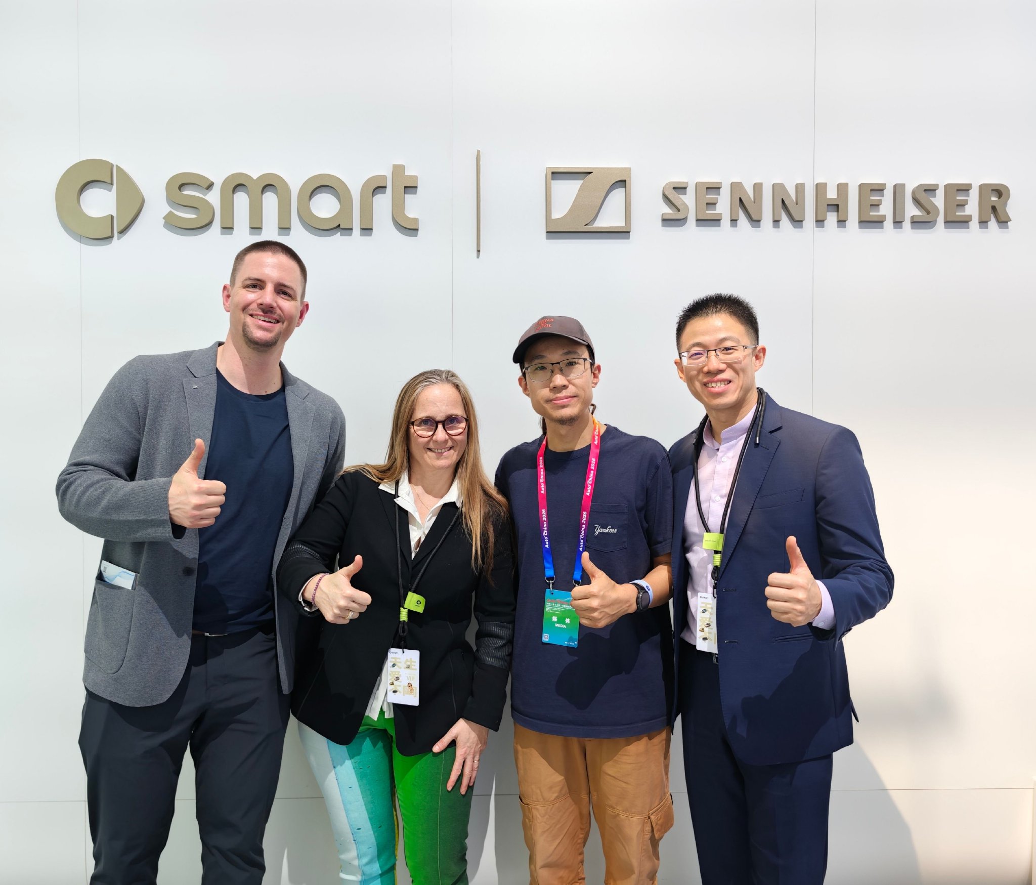 车展现场听入迷 森海塞尔把录音棚效果装进了smart