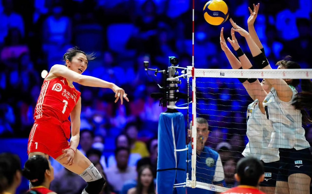 女排全员给力：吴梦洁王梦洁太出色，龚翔宇很优秀，张籽萱潜力高