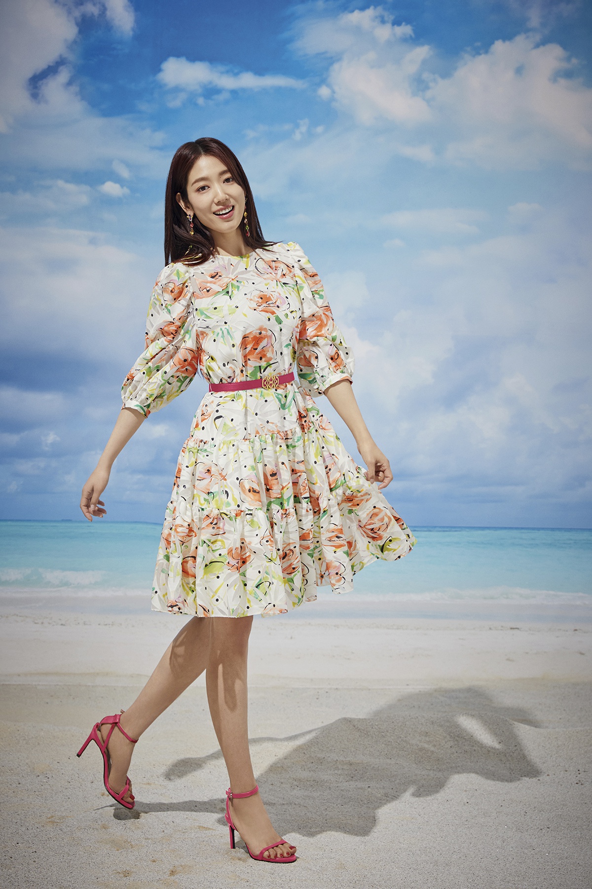 韩国女艺人朴信惠最新代言宣传照曝光