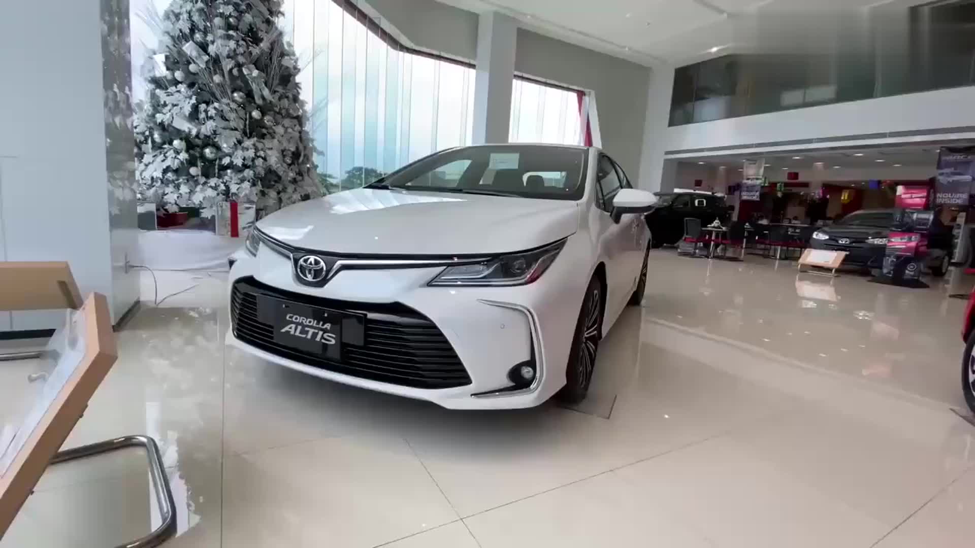 充满梦幻感的车,新款丰田卡罗拉颜值很高