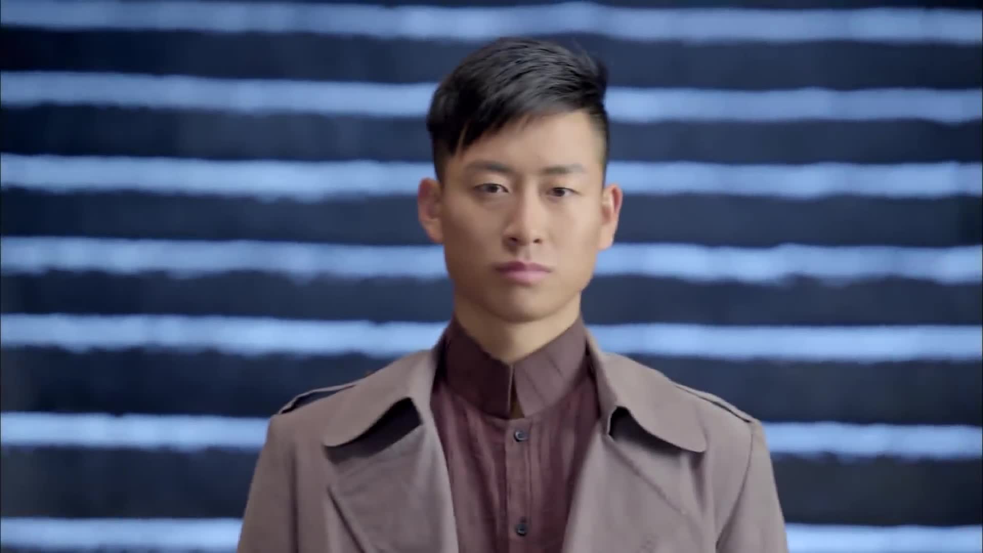 擒狼:薛红狼绑了胭脂寨的姐妹,美女当家人一回来,他反应逗了