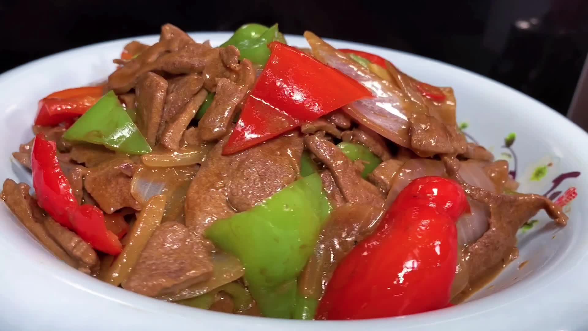 炒猪肝不要直接下锅炒,今天教会你鲜嫩不老的技巧,教程详细简单