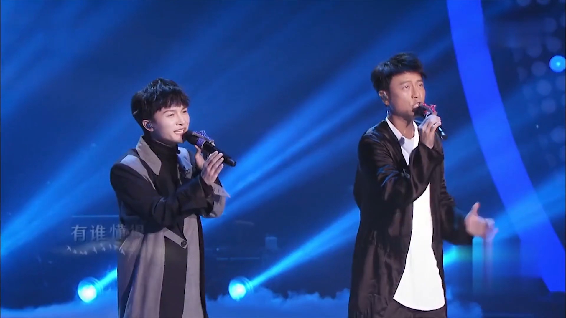 周深不愧是宝藏男孩2021与他神仙合唱直接听醉半个娱乐圈