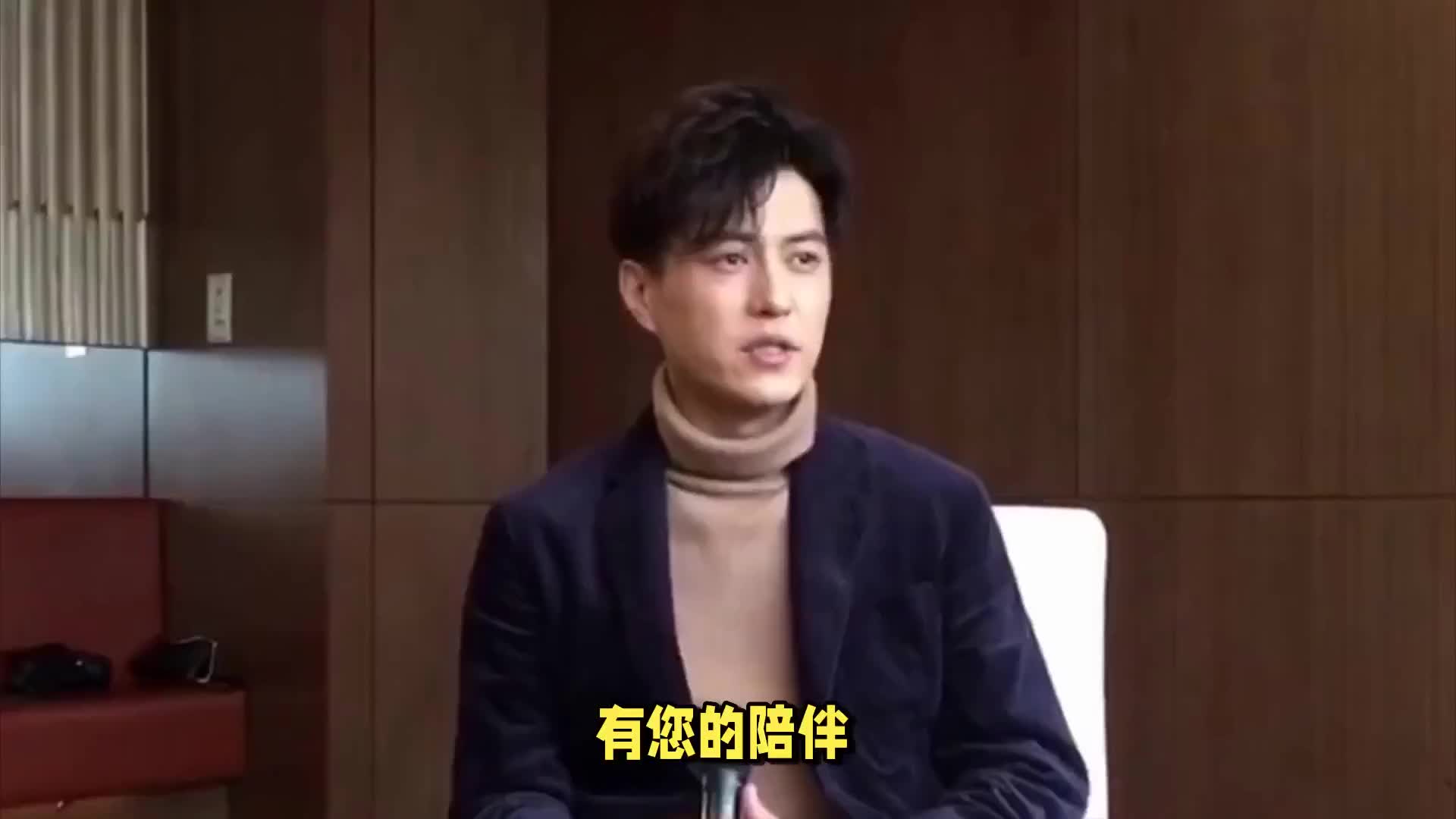 靳东因左小青被换选择辞演，宁赔违约金也不愿合作？事件揭秘