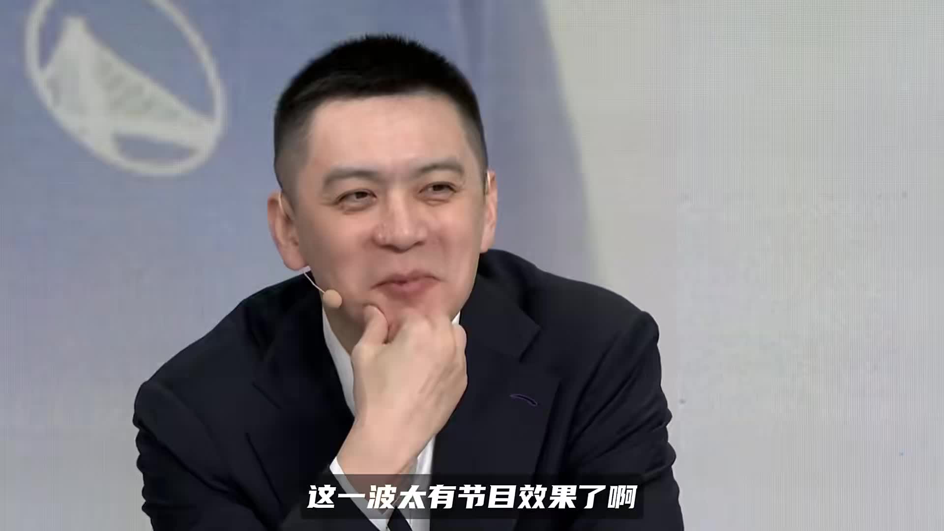 杨毅节目现场贴脸开大！借勇士暗指杨鸣辞职，后者回应从悬崖救回