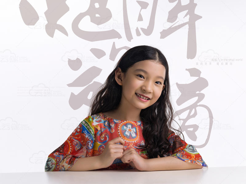 儿童摄影师与你分享什么是拍照黄金时刻休闲区蓝鸢梦想 - Www.slyday.coM