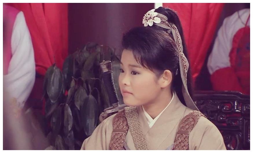 曾扮演小侠艾虎被反感如今化身马甲线萌厨王莎莎自信爆棚