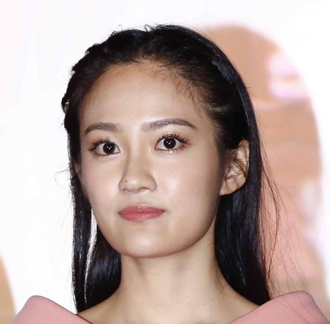 从童星到真正的演员,汤梦佳成为实力颜值并存的当红小花旦