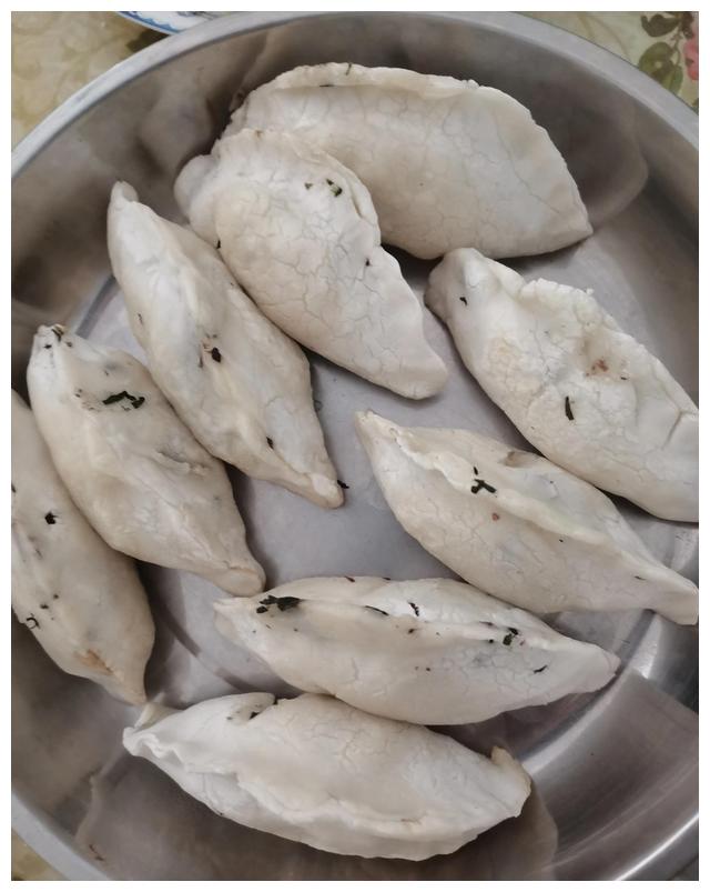 今天做小时常吃的客家酿粄
