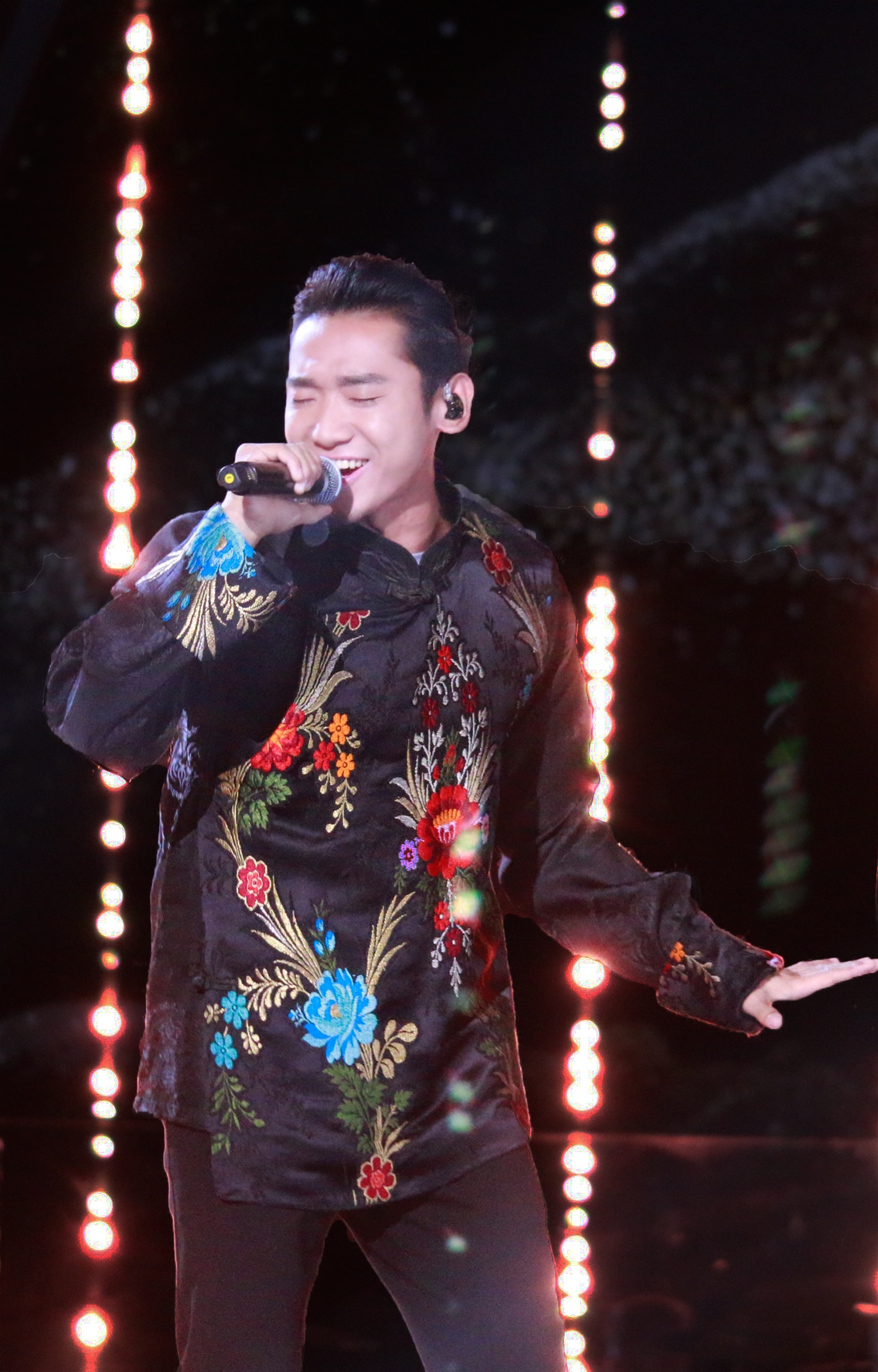 扎西平措《经典咏流传》传唱诗人李贺经典 唱出边塞风情