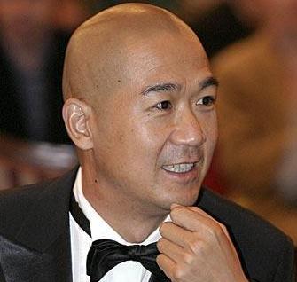 40年前,仅16岁张国立与尸体同睡4晚后,精神失常,差点命丧黄泉