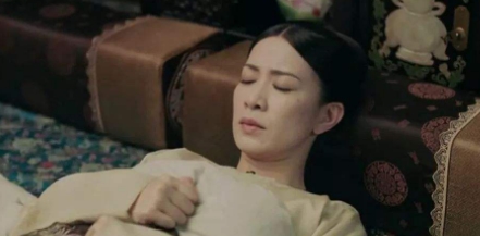 古人为啥用硬邦邦的玉瓷枕睡觉?专家:为了方便女性的某种习惯!