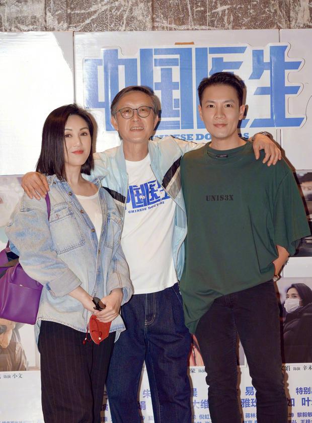 刘嘉玲杨千嬅等现身影院 ,刘伟强晒照感谢好友捧场