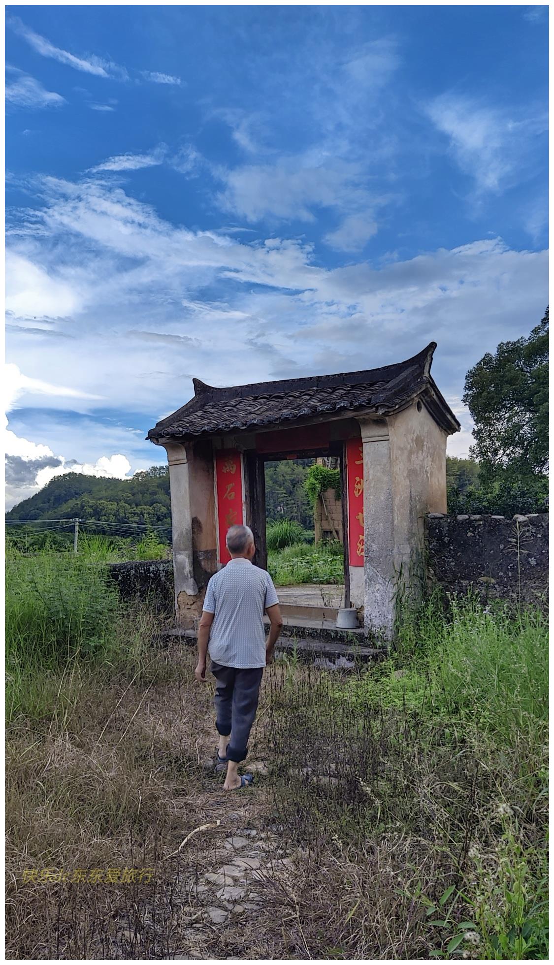 去显龙村寻古茶亭,80多岁廖伯带我看老祠堂,给我讲王志安的故事休闲区蓝鸢梦想 - Www.slyday.coM 去显龙村寻古茶亭,80多岁廖伯带我看老祠堂,给我讲王志安的故事休闲区蓝鸢梦想 - Www.slyday.coM