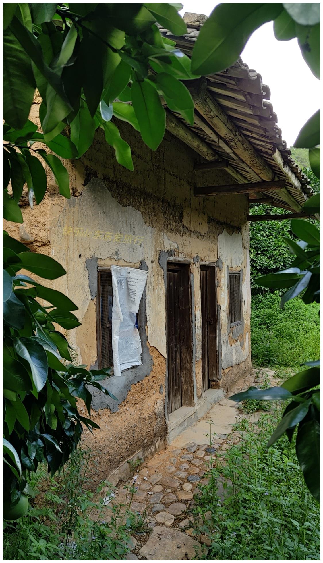 去显龙村寻古茶亭,80多岁廖伯带我看老祠堂,给我讲王志安的故事休闲区蓝鸢梦想 - Www.slyday.coM 去显龙村寻古茶亭,80多岁廖伯带我看老祠堂,给我讲王志安的故事休闲区蓝鸢梦想 - Www.slyday.coM