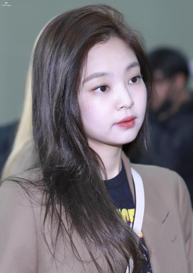 看到jennie才明白自己有多愚蠢!