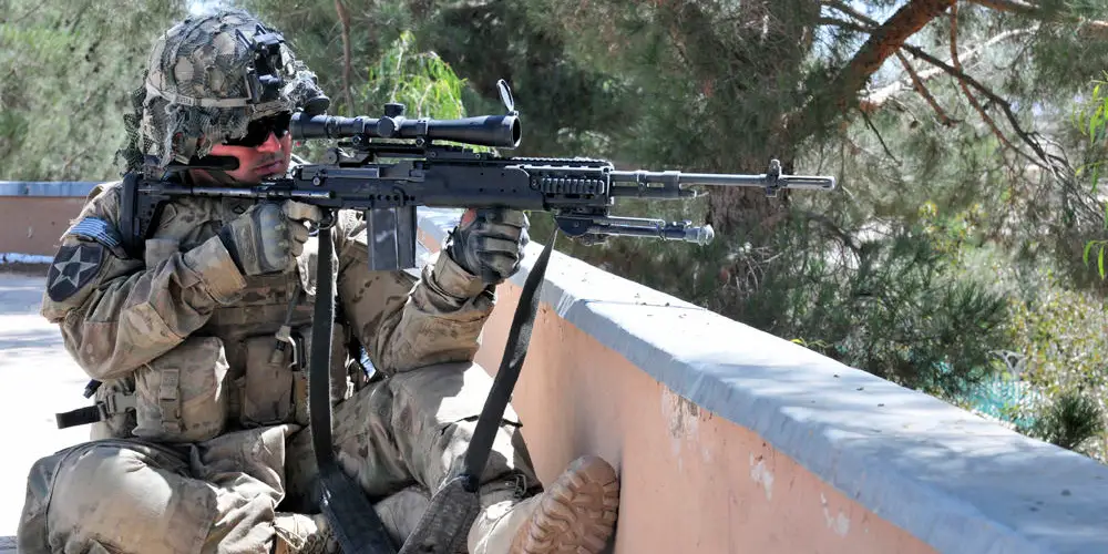 装备mk14 ebr是因为5.56mm威力不行么?