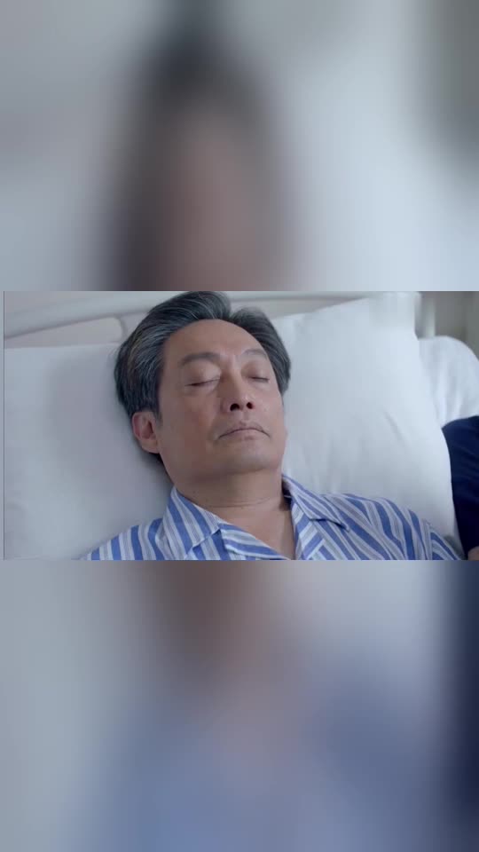 老马帮年糕动手术谁知丢了自己的命体力透支瘫躺病床