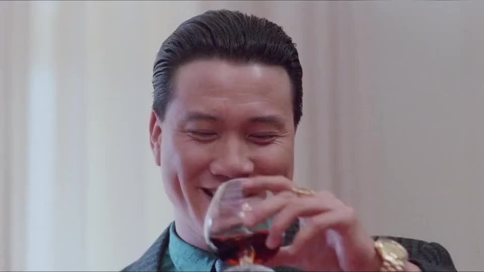英雄好汉:朱老大准备做掉阿勇,怎知反被阿勇捅死,太狠毒了!