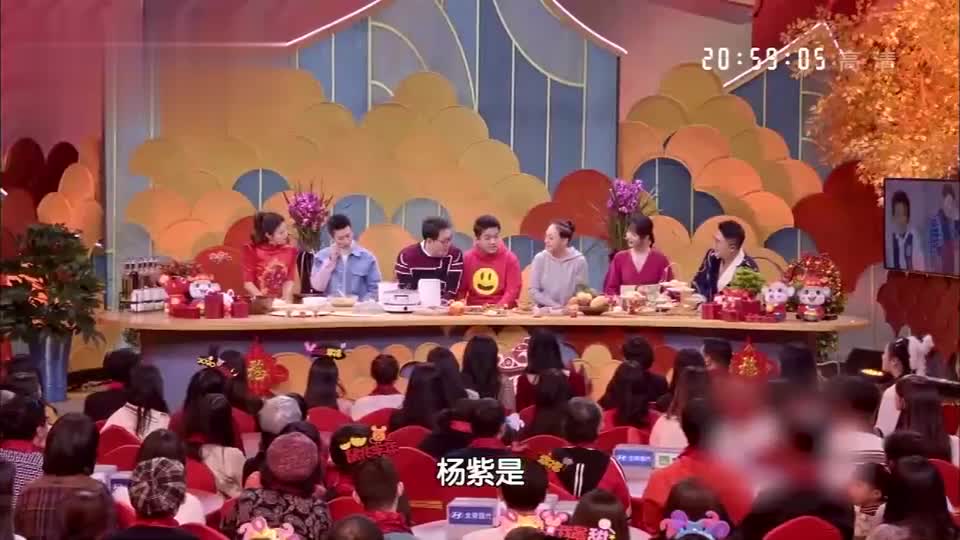 北京春晚:《家有儿女》一家团聚玩默契小游戏,其乐融融