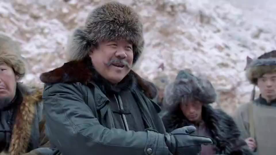 土匪徐福瞪着郑三炮说,这奶头山永远都姓许!