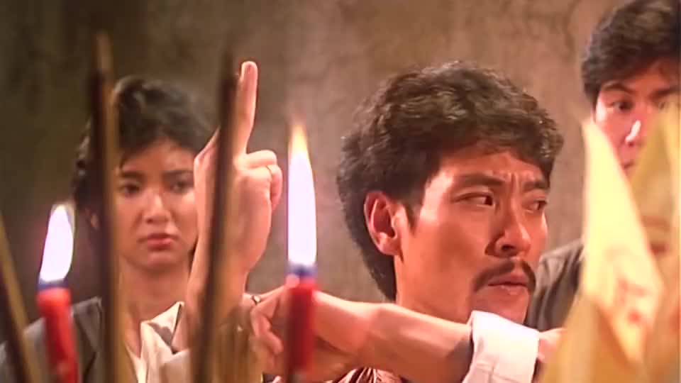 钟发白果然有两把刷子,抓鬼的技术不输林正英,张学友都佩服!