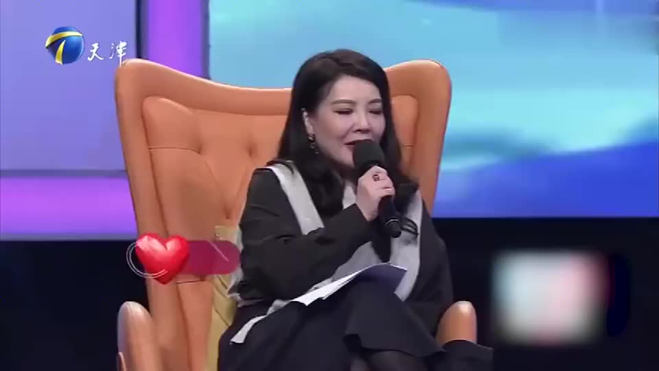 爱情保卫战:一针见血!导师劝女嘉宾和男友先分居再继续谈恋爱