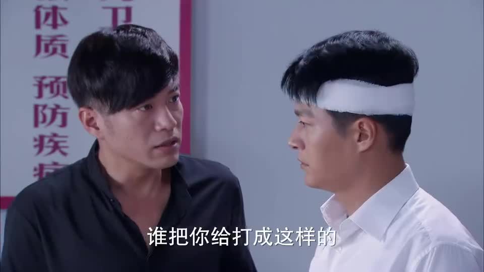 为您推荐: 奋斗吧少年:姑姑向小瑛讲述了路夏的过去,小瑛彻底迷上了