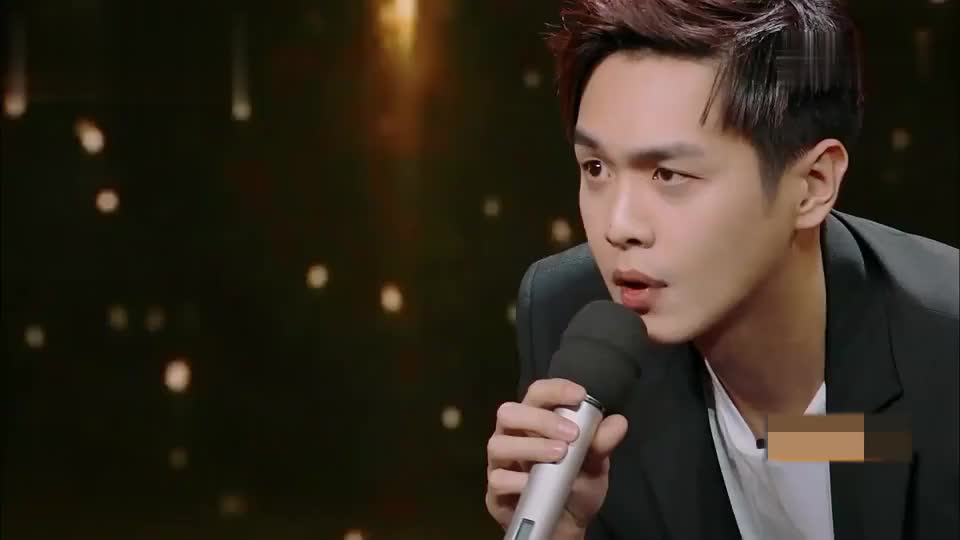 张若昀再现《法医秦明》,现场即兴表演,哭戏一秒落泪