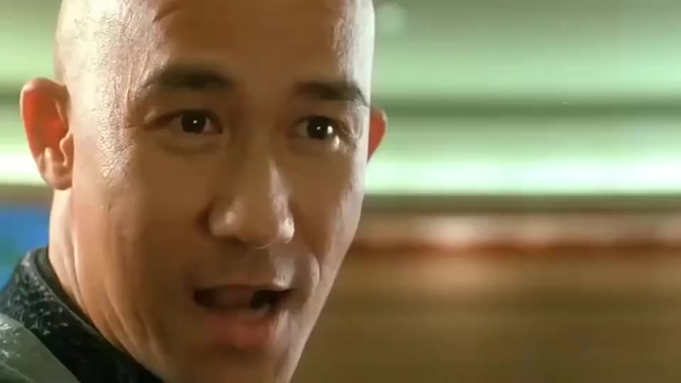 赌侠1999坏人以为得逞不料最后反转了多亏华仔提醒