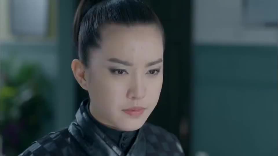 野山鹰众人想营救军火专家结果陷入包围还好小伙抓住重要人质