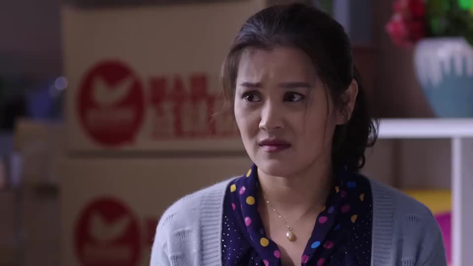 温暖的村庄夏美兰在朱学诗面前哭了起来称自己只是虚荣心作怪