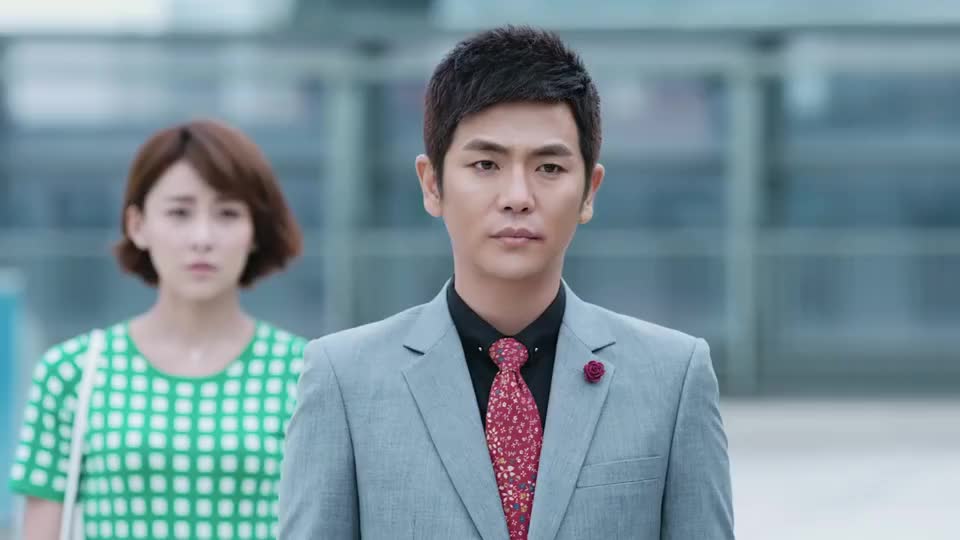 爱人的谎言易奕依旧伤害四季保护母亲