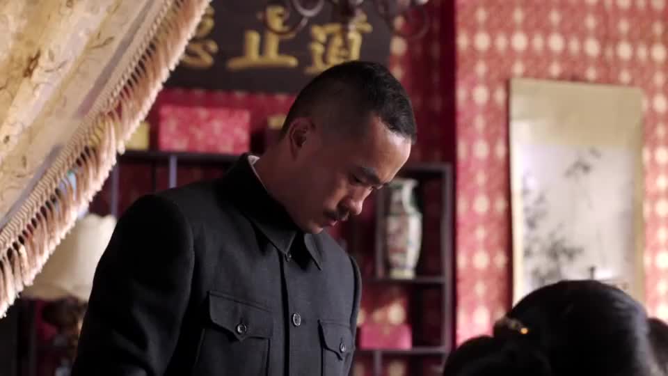 少帅喜顺离开了帅府虽有万般不舍但就是自己的命