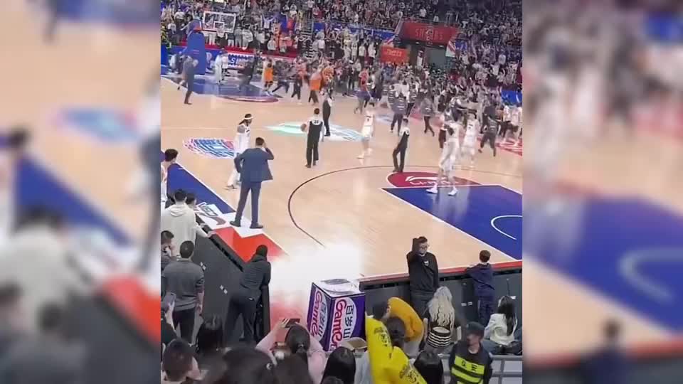 输球甩锅？胡明轩当场指点王少杰，任骏飞也遭殃，上海队绝杀广东