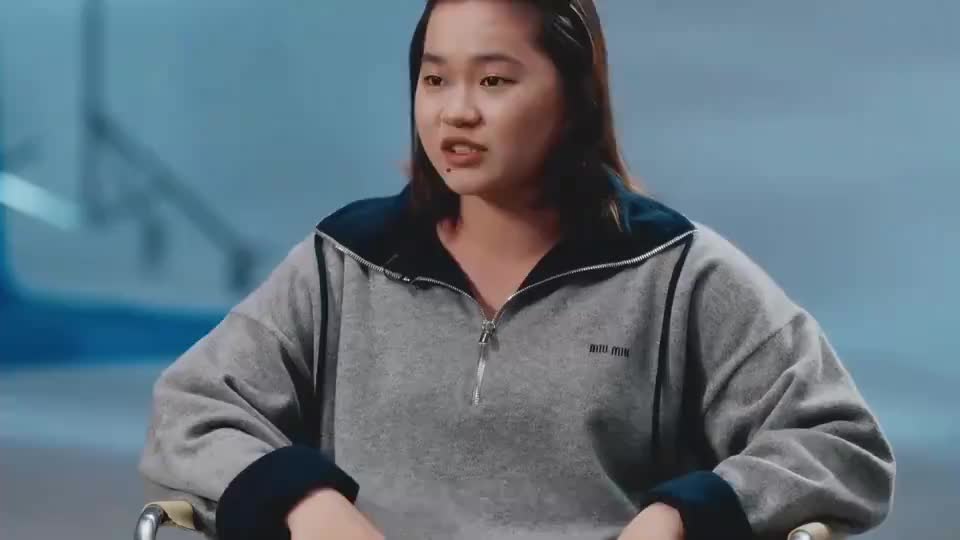 全红婵直面内心创伤！谈到体重瞬间哽咽落泪，情绪决堤令人心疼