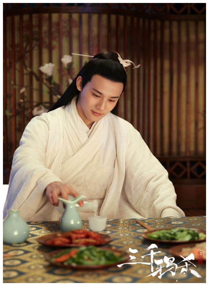 三千鸦杀上线,美人师兄演男主,赵露思一改欢脱形象变身深情款款