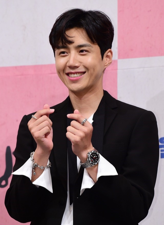 私生活惹争议，<a href=