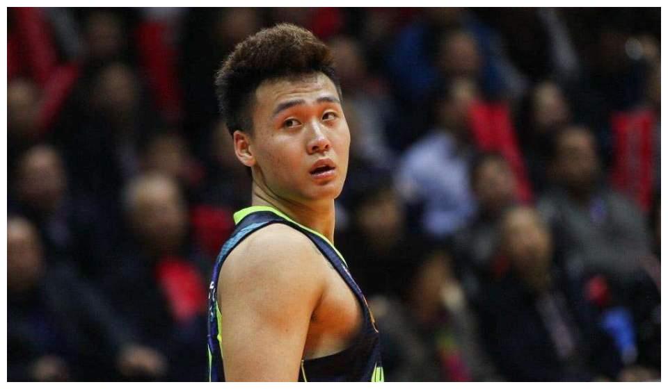 cba大争议,赵睿违体肘击程帅澎后,接下来的一个行为人设崩塌