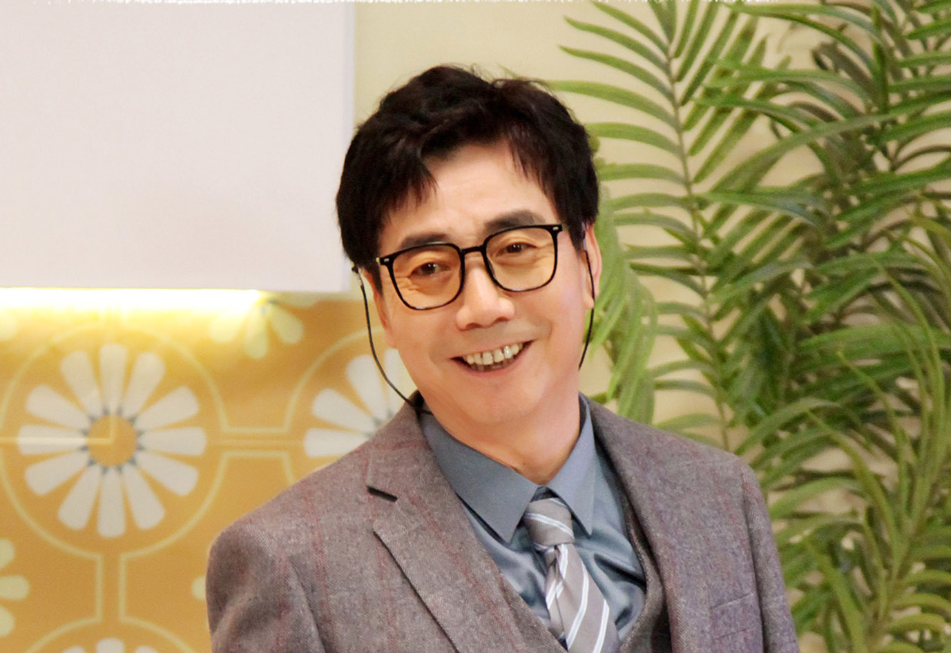 《开播!情景喜剧》杨超越组晋级总决赛,但明星素人恋,有待商榷休闲区蓝鸢梦想 - Www.slyday.coM 《开播!情景喜剧》杨超越组晋级总决赛,但明星素人恋,有待商榷休闲区蓝鸢梦想 - Www.slyday.coM