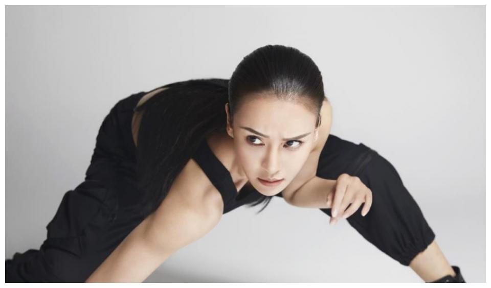 女星母其弥雅:身材最好的动作女星,搭档成龙《急先锋》