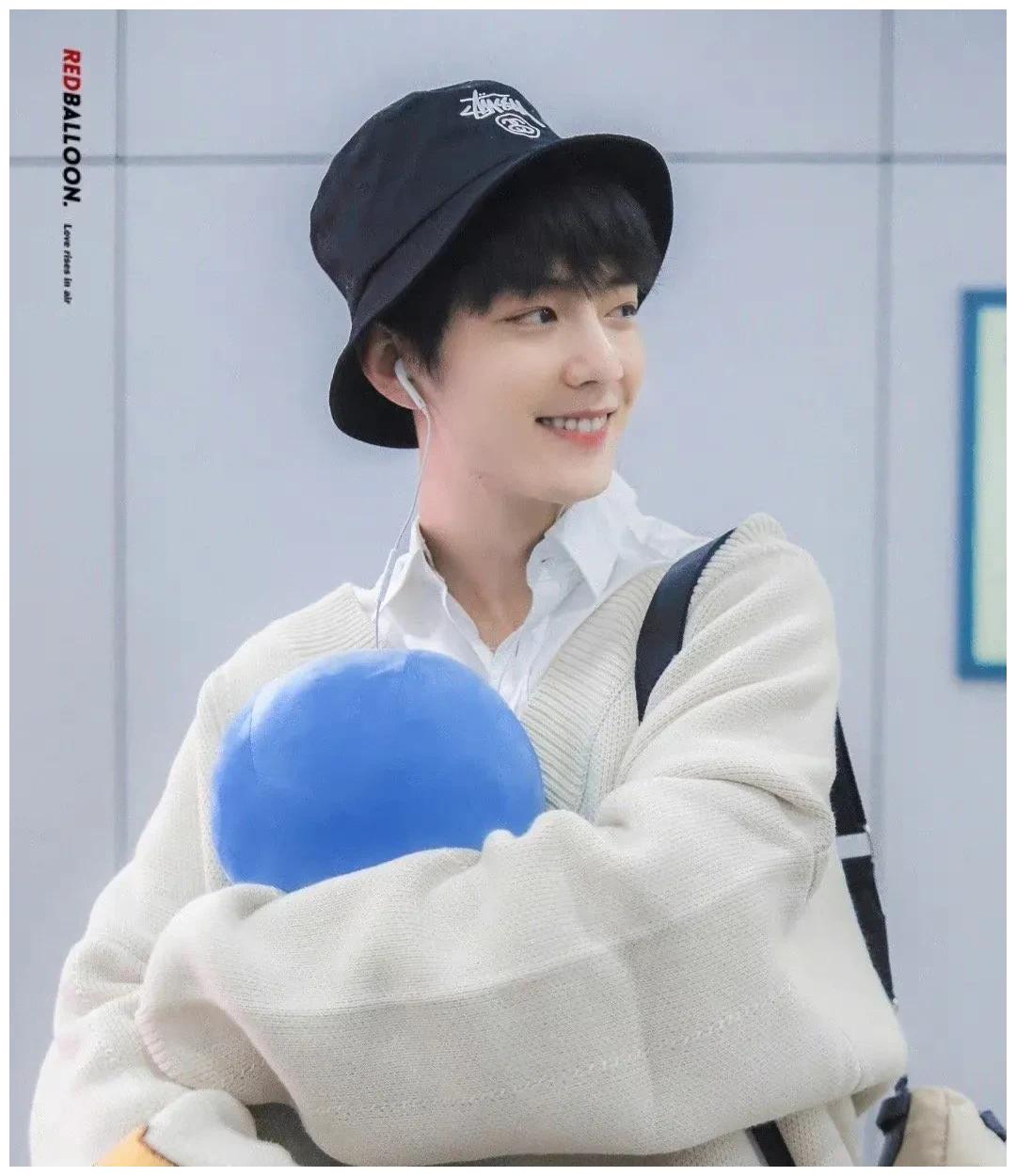 男明星最爱渔夫帽肖战王一博两个风格杨洋刘宇宁男友风